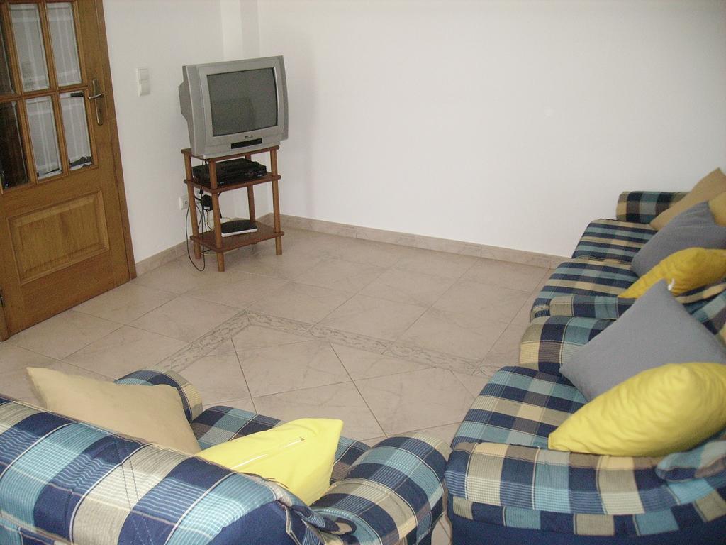 Ferienwohnung Apartamento Casa Do Sol Lagos Zimmer foto