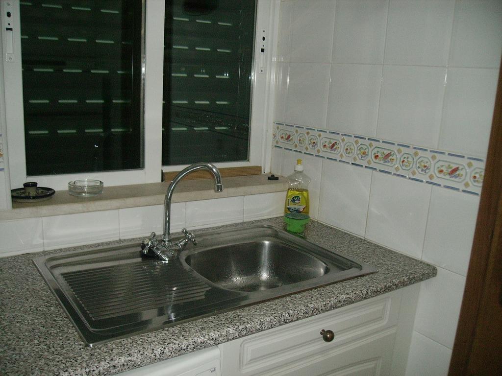 Ferienwohnung Apartamento Casa Do Sol Lagos Zimmer foto