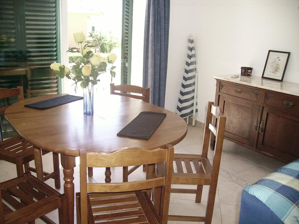 Ferienwohnung Apartamento Casa Do Sol Lagos Zimmer foto